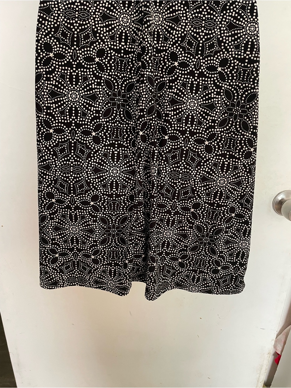 Tommy Hilfiger Black and White Dot Floral V-Neck Tunic - Picture 5 of 7